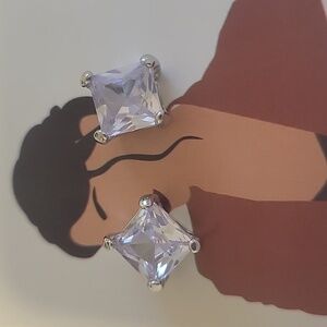 New, 2.5 karat square princess cut, simulated diamond 💎 stud earrings